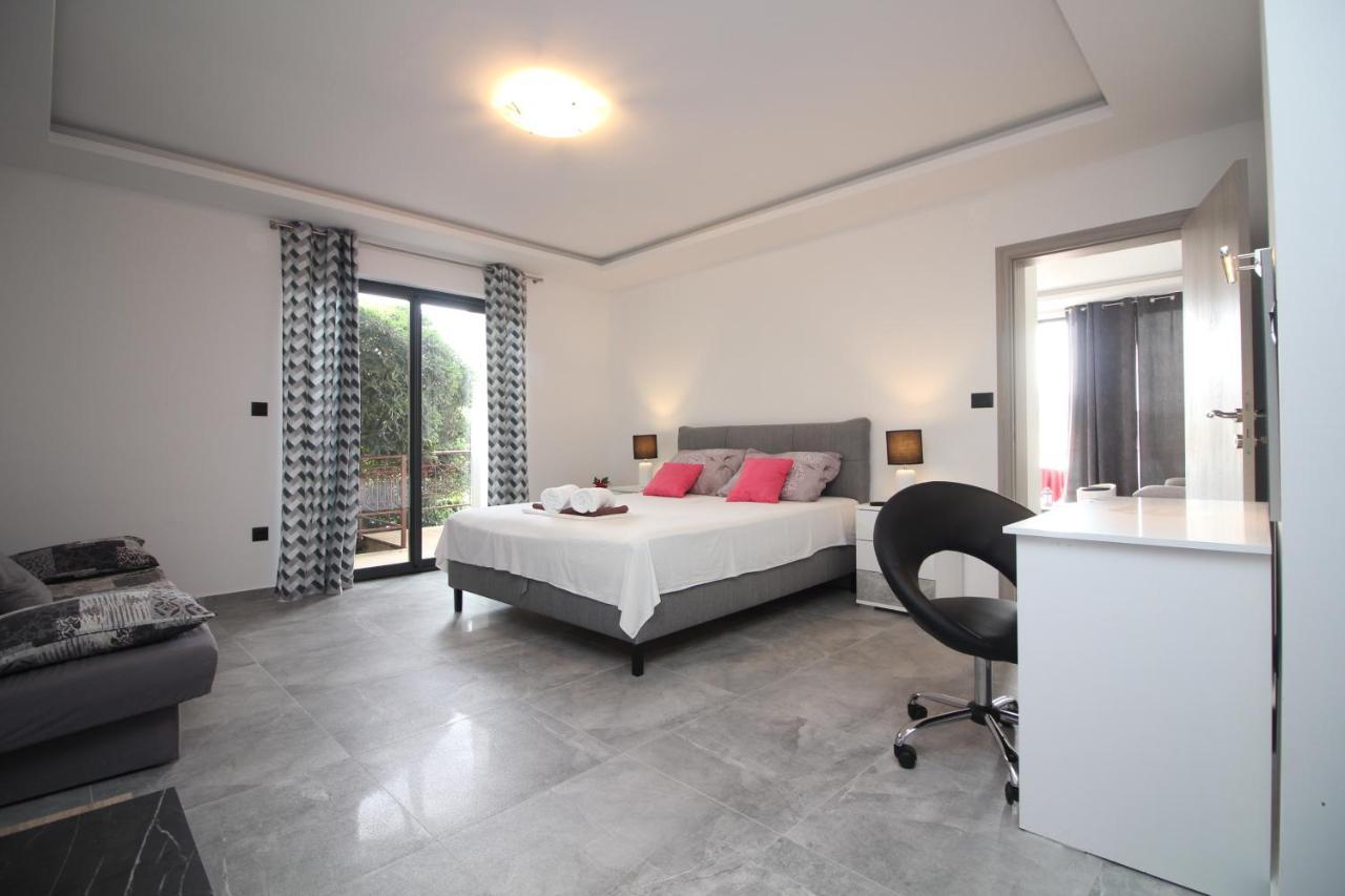 Apartments Toni Primošten المظهر الخارجي الصورة