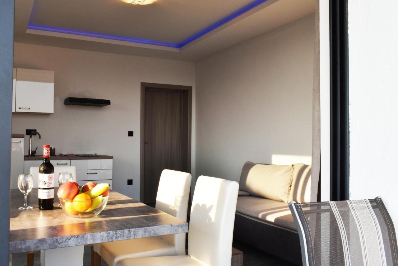 Apartments Toni Primošten المظهر الخارجي الصورة