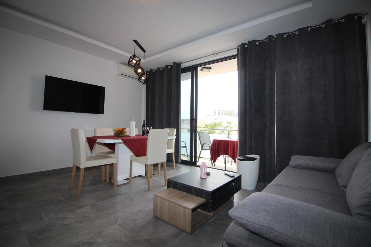 Apartments Toni Primošten المظهر الخارجي الصورة